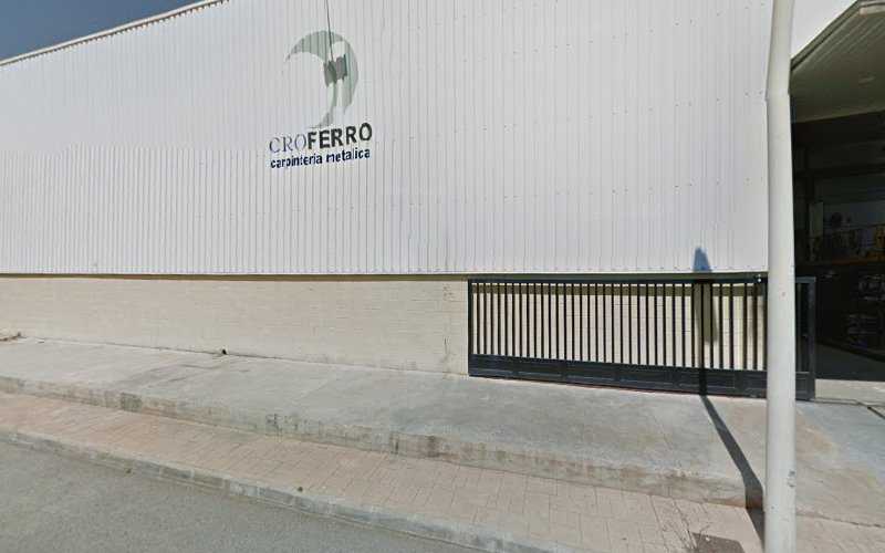 Fotografia tomada fuera de Oroferro Carpinteria Metalica - Metal·listeria en Oropesa del Mar, Castellón