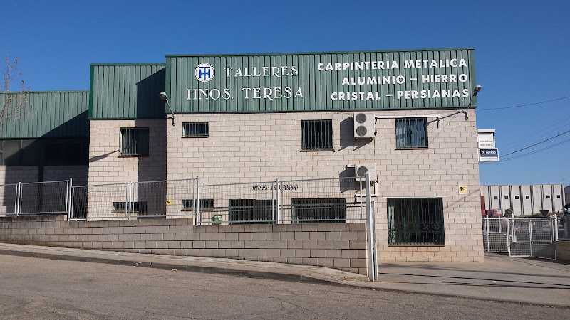 Fotografia tomada fuera de Hermanos Teresa Carpinteria Metalica S.l. - Carpintería metálica y de aluminio en Navas del Rey, Madrid