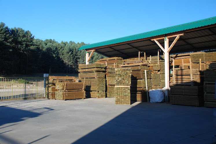 Fotografia tomada fuera de Maderas Rupérez - Aserradero en S. Leonardo de Yagüe, Soria
