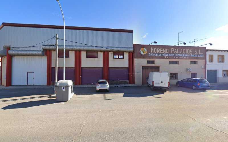 Fotografia tomada fuera de Moreno Palacios - Carpintería en Mota del Cuervo, Cuenca