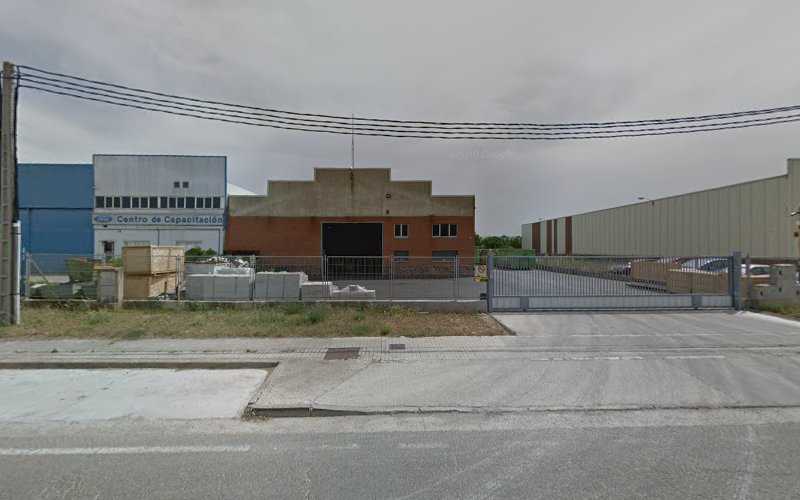 Fotografia tomada fuera de Carpintería Metálica Mirandesa - Carpintería metálica y de aluminio en Bayas, Burgos