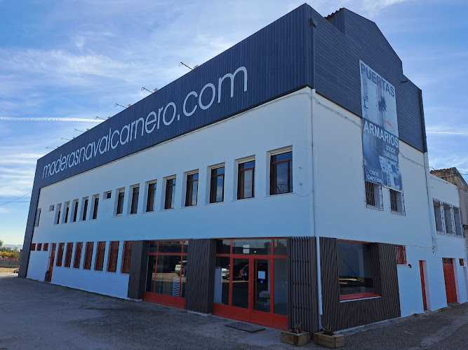 Fotografia tomada fuera de Maderas Navalcarnero - Woodworking supply store en Calypo II, Madrid