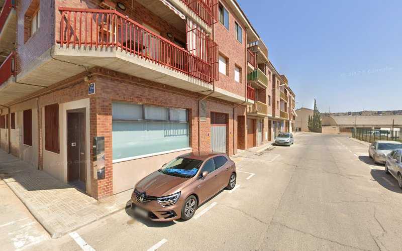 Fotografia tomada fuera de Talleres Benfra S.L. - Carpintería metálica y de aluminio en Alcañiz, Teruel