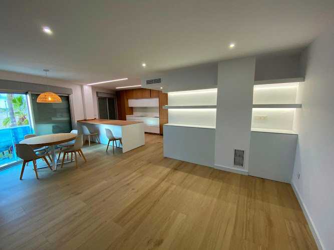 Fotografia tomada fuera de JESUS MORA - Carpintero en Torrefarrera, Lérida