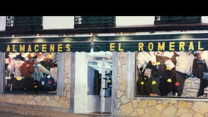 Fotografia tomada fuera de Confecciones Romeral - Tienda de ropa en El Romeral, Toledo