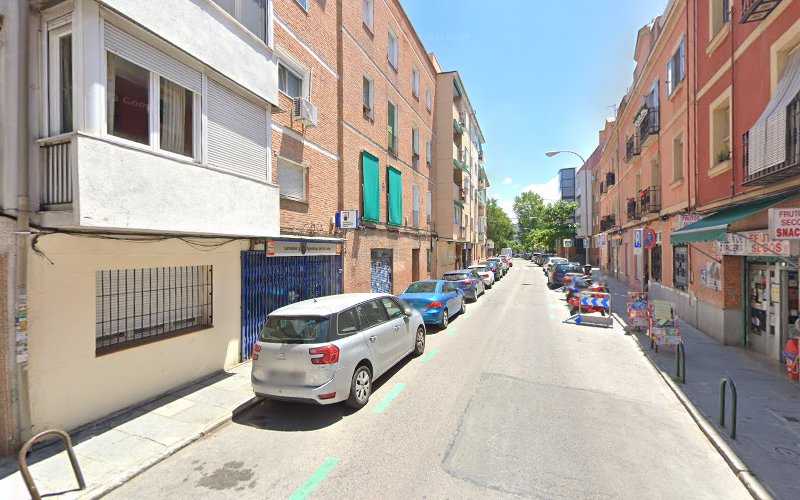 Fotografia tomada fuera de Marcos Martín Martos - Carpintería metálica y de aluminio en Madrid, Madrid