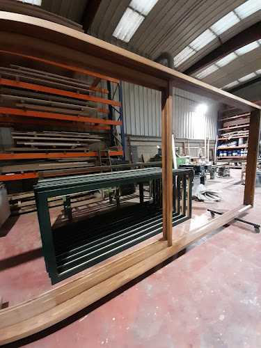 Fotografia tomada fuera de Ventanas Barrio Hnos. - Proveedor de ventanas en Muskiz, Vizcaya