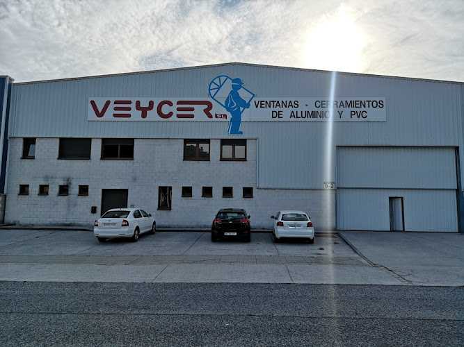 Fotografia tomada fuera de Ventanas VEYCER - Carpintería metálica y de aluminio en Los Corrales de Buelna, Cantabria