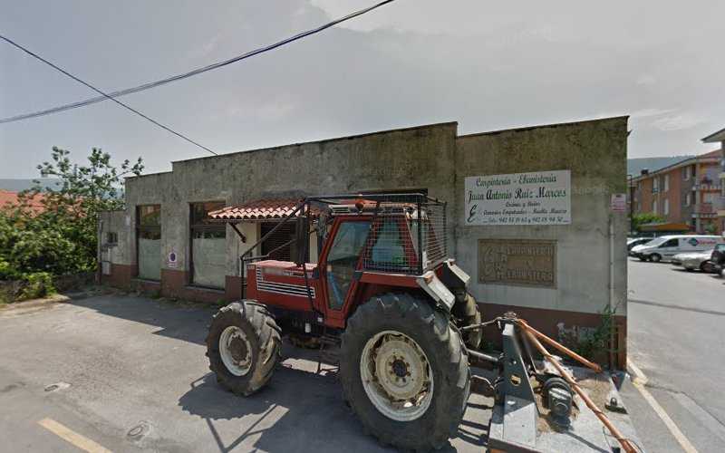 Fotografia tomada fuera de Ebanistería Juan Antonio Ruiz Marcos - Tienda de armarios en Los Corrales de Buelna, Cantabria