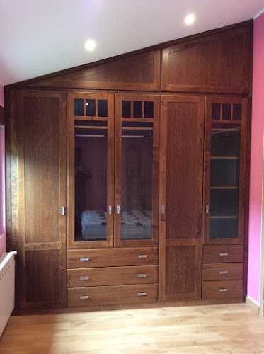 Fotografia tomada fuera de Decorarte Muebles - Tienda de muebles en Barros, Cantabria