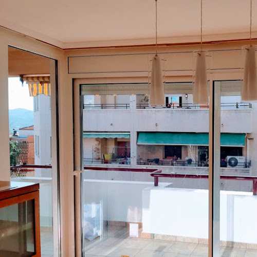 Fotografia tomada fuera de Alumetrik - Carpintería metálica y de aluminio en Sant Sadurní d'Anoia, Barcelona