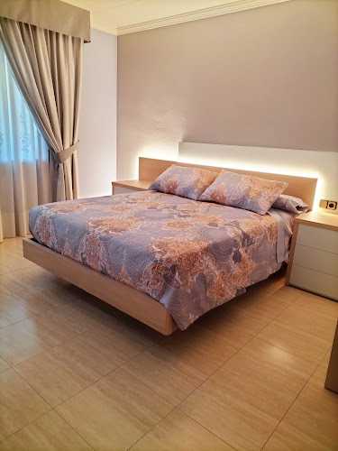 Fotografia tomada fuera de Mobles Font 1790 - Fabricant de mobles en La Granada, Barcelona