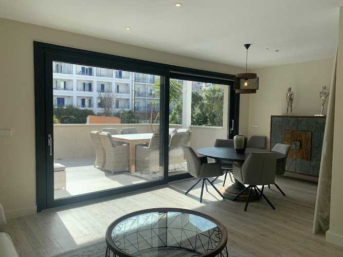 Fotografia tomada fuera de Vecesam SL - Fábrica en Gunyoles (Les), Barcelona