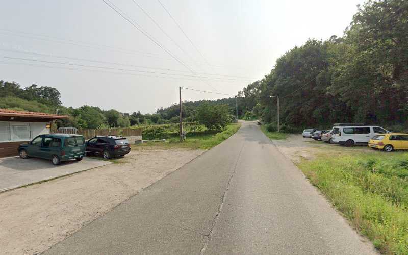 Fotografia tomada fuera de Carpintería Acuña - Fabricante de mobles en Cabreira, Pontevedra