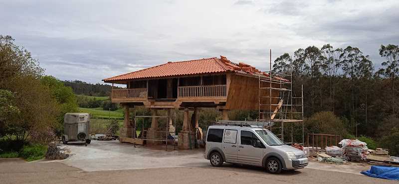 Fotografia tomada fuera de Carpintería Piedeloro - Carpintero en Alto la Iglesia, Asturias