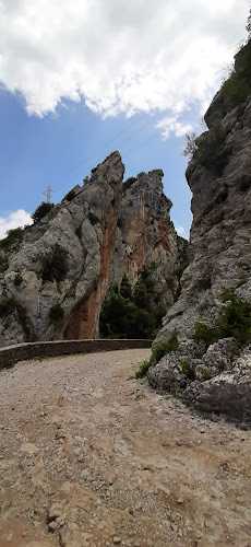 Fotografia tomada fuera de Eiforsa - Empresa maderera en La Peña Estación, Huesca