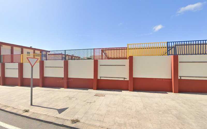 Fotografia tomada fuera de Maderas Jiro L - Tienda de armarios en Puerto del Rosario, Las Palmas