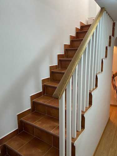 Fotografia tomada fuera de Carpintería Carsanvi - Carpintero en Abengibre, Albacete