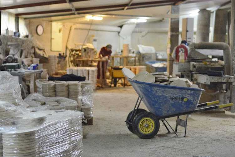 Fotografia tomada fuera de Torneados y Platos de Madera - Artesanía en A Estrada, Pontevedra