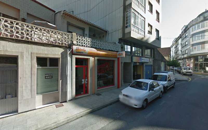 Fotografia tomada fuera de Vidal S.L. - Servicio de instalación de suelos de madera en A Estrada, Pontevedra