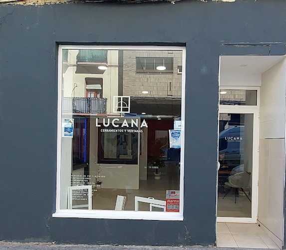 Fotografia tomada fuera de Lucana Cerramientos - Carpintería metálica y de aluminio en Zaragoza, Zaragoza