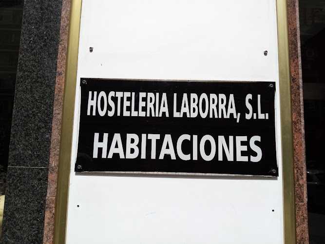 Fotografia tomada fuera de WYNDHAM SYSTEMS SL - Carpintero en Zaragoza, Zaragoza