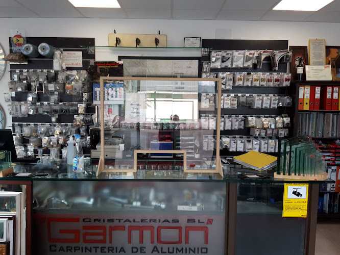 Fotografia tomada fuera de Carpintería Francisco Pérez - Carpintería en Collado Villalba, Madrid