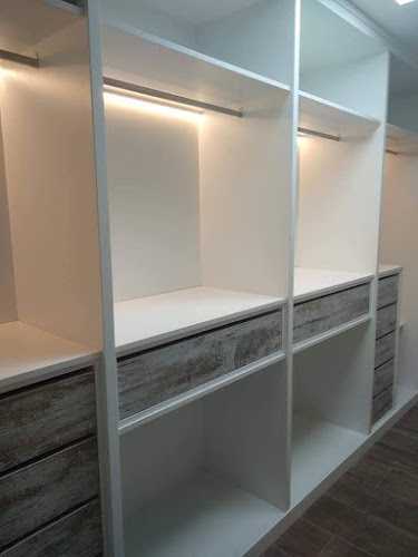 Fotografia tomada fuera de Sánchez Carpinteros - Carpintero en Collado Villalba, Madrid