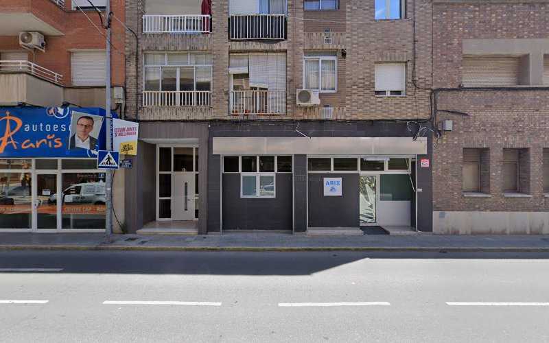 Fotografia tomada fuera de Vimetal Segrià - Exposició Mollerussa - Carpintería metálica y de aluminio en Mollerussa, Lérida