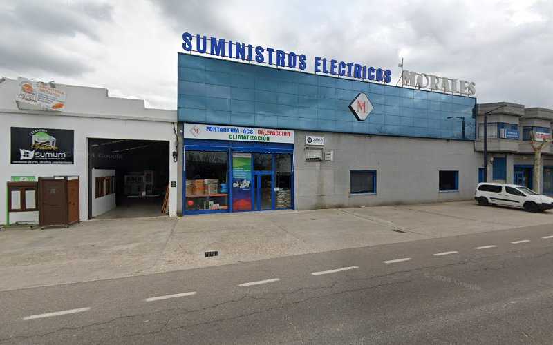 Fotografia tomada fuera de Carpinteria Metalica Valero - Carpintería metálica y de aluminio en Corchuela, Toledo