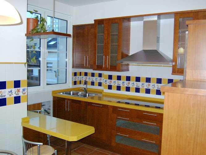 Fotografia tomada fuera de DISEMA GIJÓN Carpintería Ebanistería - Carpintero en Gijón, Asturias