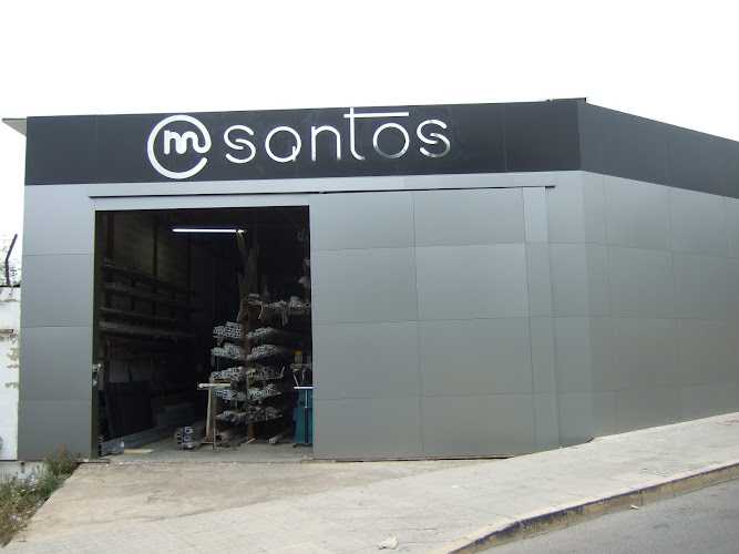 Fotografia tomada fuera de Carpintería Metálica Santos - Carpintería metálica y de aluminio en Santa María del Águila, Almería