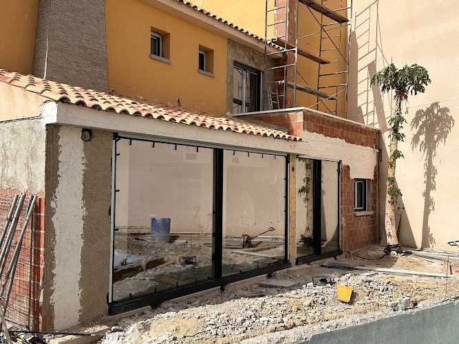 Fotografia tomada fuera de Mil825 Carpintería de Pvc y aluminio - Carpintería metálica y de aluminio en Almería, Almería