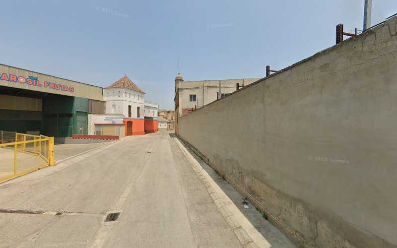 Fotografia tomada fuera de Carpinteria Hermanos Giner - Carpintería en La Pobla Llarga, Valencia