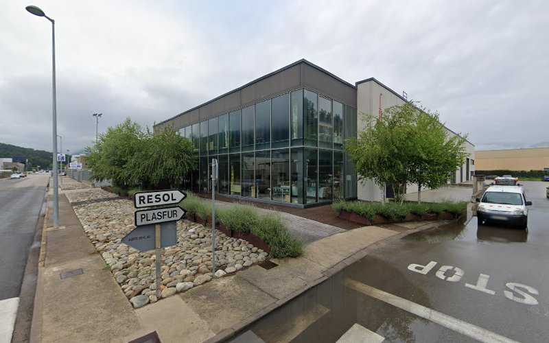 Fotografia tomada fuera de Fusteria i Ebenisteria Jaume - Fusteria en Les Preses, Girona