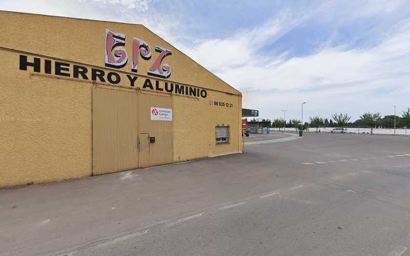 Fotografia tomada fuera de Eugenio Pintado Zapata - Carpintería metálica y de aluminio en Pilar de la Horadada, Alicante