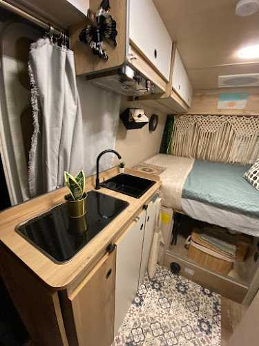 Fotografia tomada fuera de Carpintería Nuestra Señora Del Rocío - Tienda de armarios en Matalascañas, Huelva