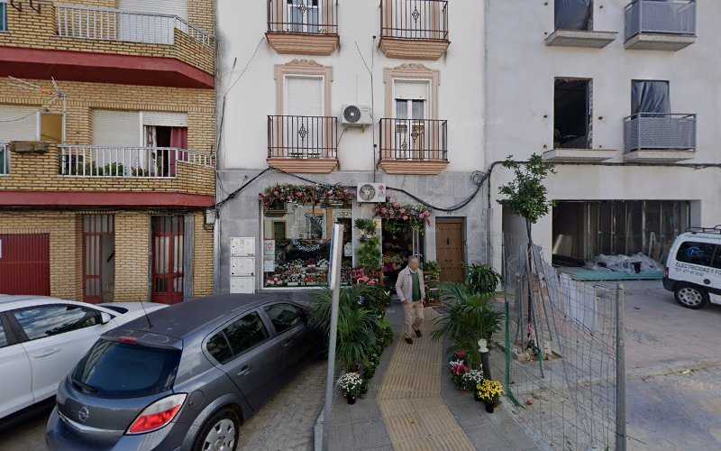 Fotografia tomada fuera de Muebles Andévalo, S.L - Fábrica de muebles en Valverde del Camino, Huelva