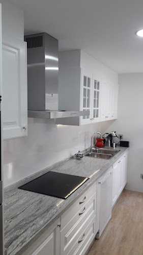 Fotografia tomada fuera de Brico Hogar Crisan - Carpintería en Villanueva de Algaidas, Málaga