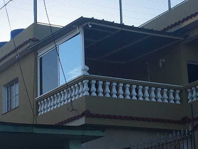 Fotografia tomada fuera de ALCRIMOR SL - Carpintero en Cornisa del Suroeste, Las Palmas