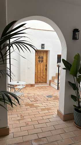 Fotografia tomada fuera de Carpintería Paco Mateos - Carpintería en Conil de la Frontera, Cádiz