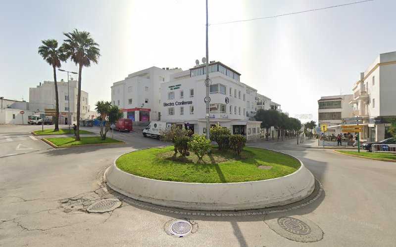 Fotografia tomada fuera de cerrasan - Carpintería metálica y de aluminio en Conil de la Frontera, Cádiz