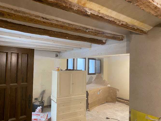 Fotografia tomada fuera de .Carpinteria Flores - Carpintero en Reus, Tarragona