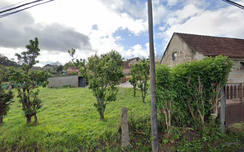 Fotografia tomada fuera de CARPINTERIA EBANISTERIA DARRIB - Carpintero en A Costa, Pontevedra