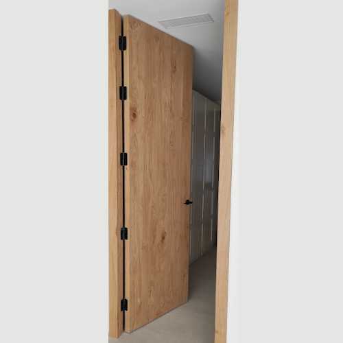 Fotografia tomada fuera de GARROFÉ PLANA Fusters - Fusteria en Térmens, Lérida