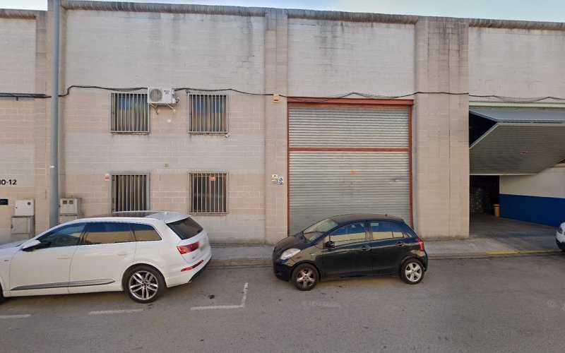 Fotografia tomada fuera de Armetal Carpintería Metálica - Carpintería metálica y de aluminio en Castellar del Vallès, Barcelona