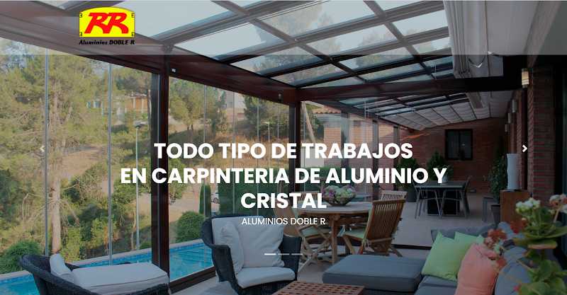 Fotografia tomada fuera de Aluminios Doble R - Metal·listeria en Tarragona, Tarragona