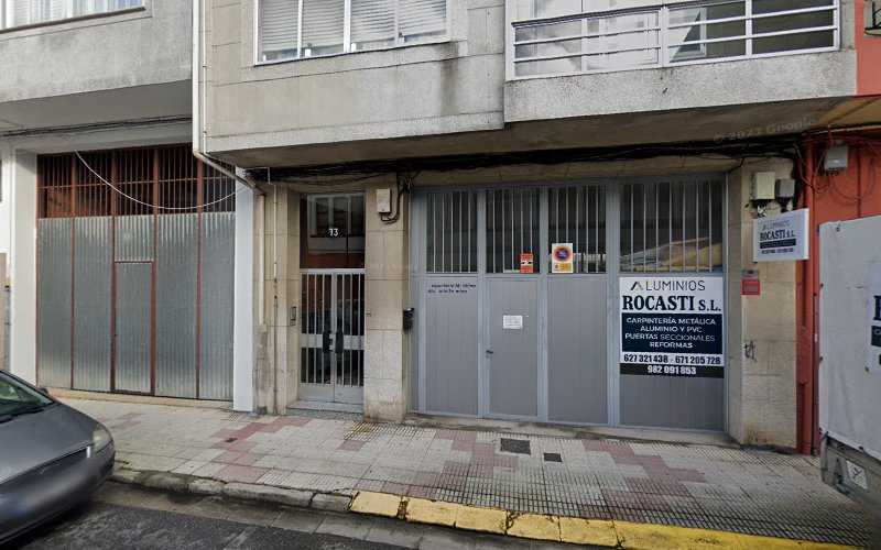 Fotografia tomada fuera de ALUMINIOS ROCASTI, SL. - Carpintería metálica y de aluminio en Lugo, Lugo