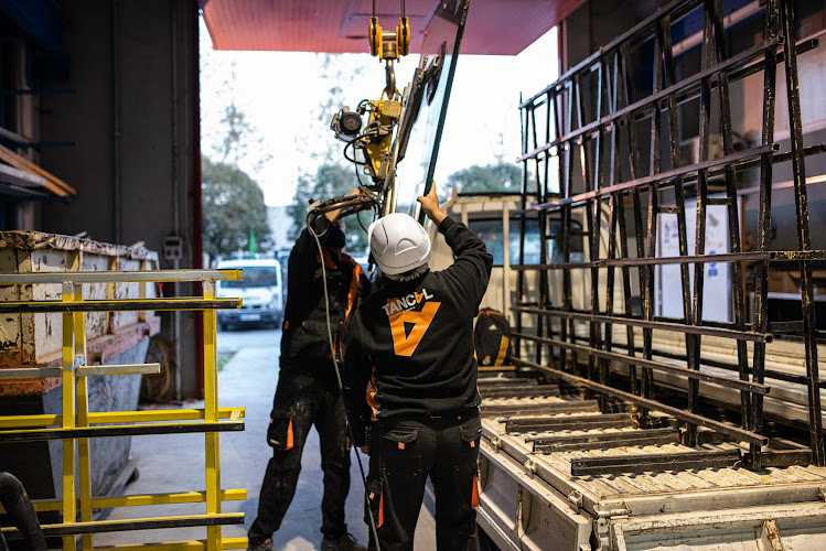 Fotografia tomada fuera de Tancal Carpintería de Aluminio - Metal·listeria en Corró d'Avall, Barcelona