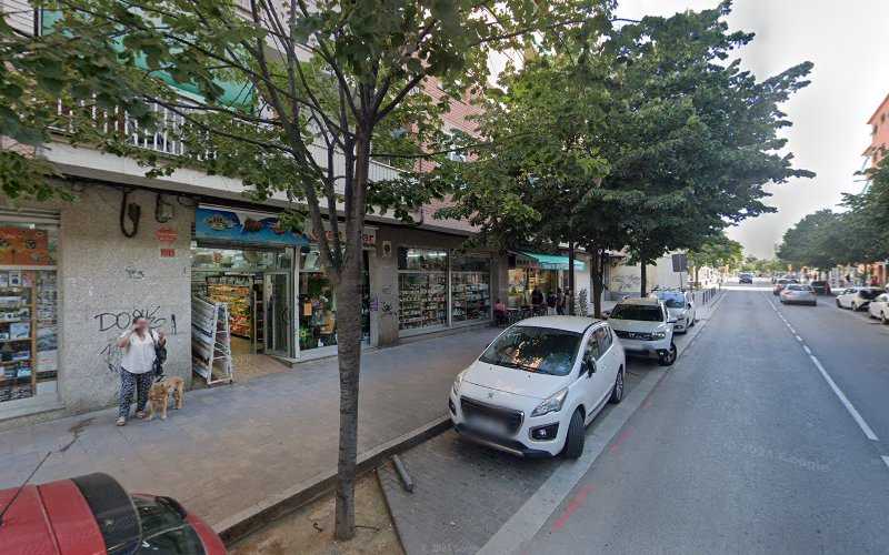 Fotografia tomada fuera de Brimer Vallès - Carpintería en Canovelles, Barcelona